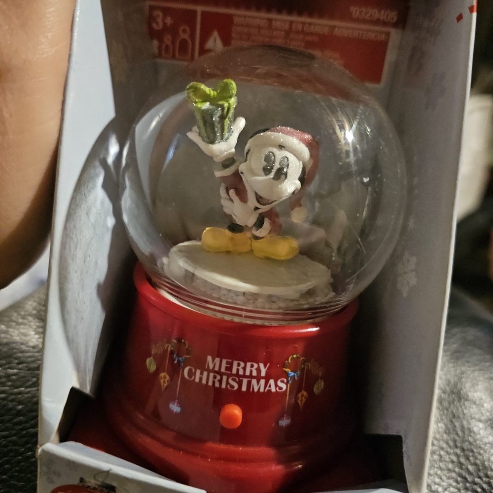 Pair Of Mickey Mouse And Princess Minititure Snowglobes